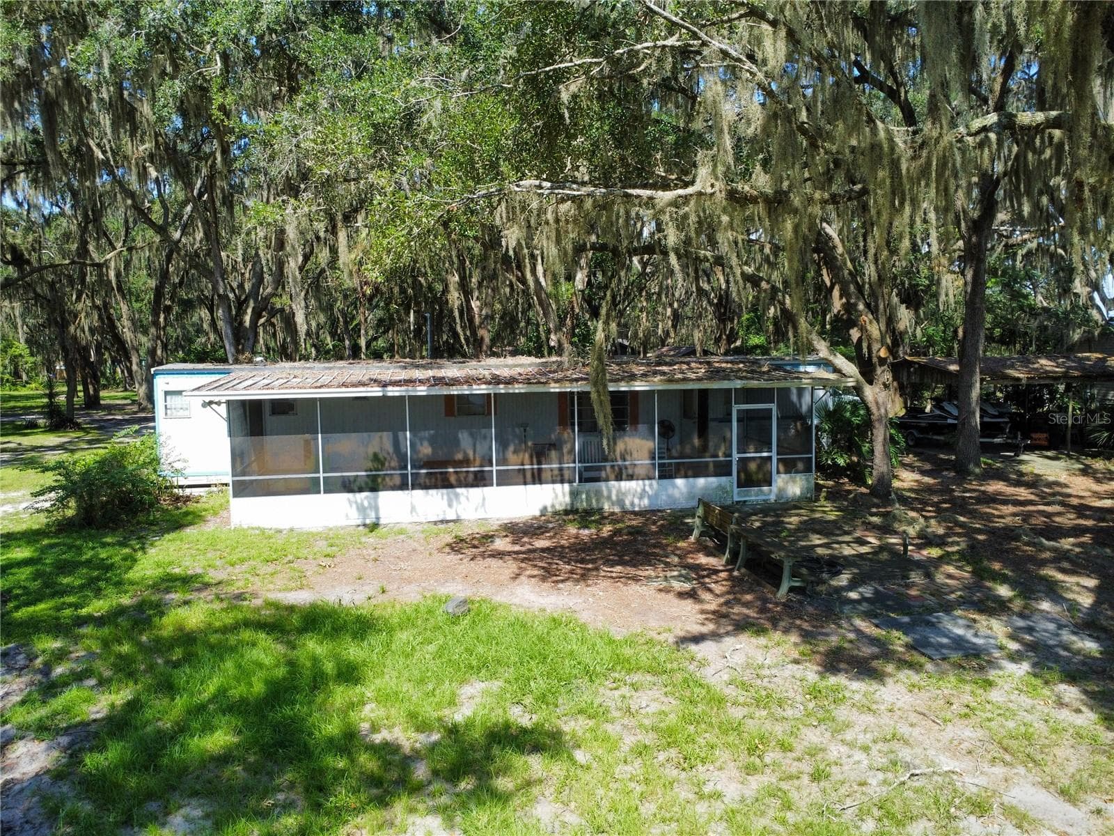 Mobile Home at 170 E COWPEN LAKE POINT RD, HAWTHORNE, photo 16 of 28