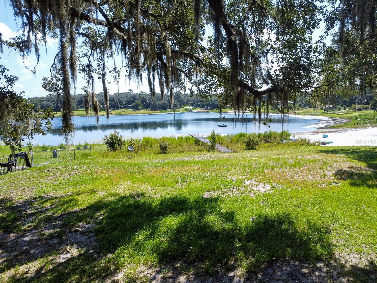 Mobile Home at 170 E COWPEN LAKE POINT RD, HAWTHORNE, photo 18 of 28