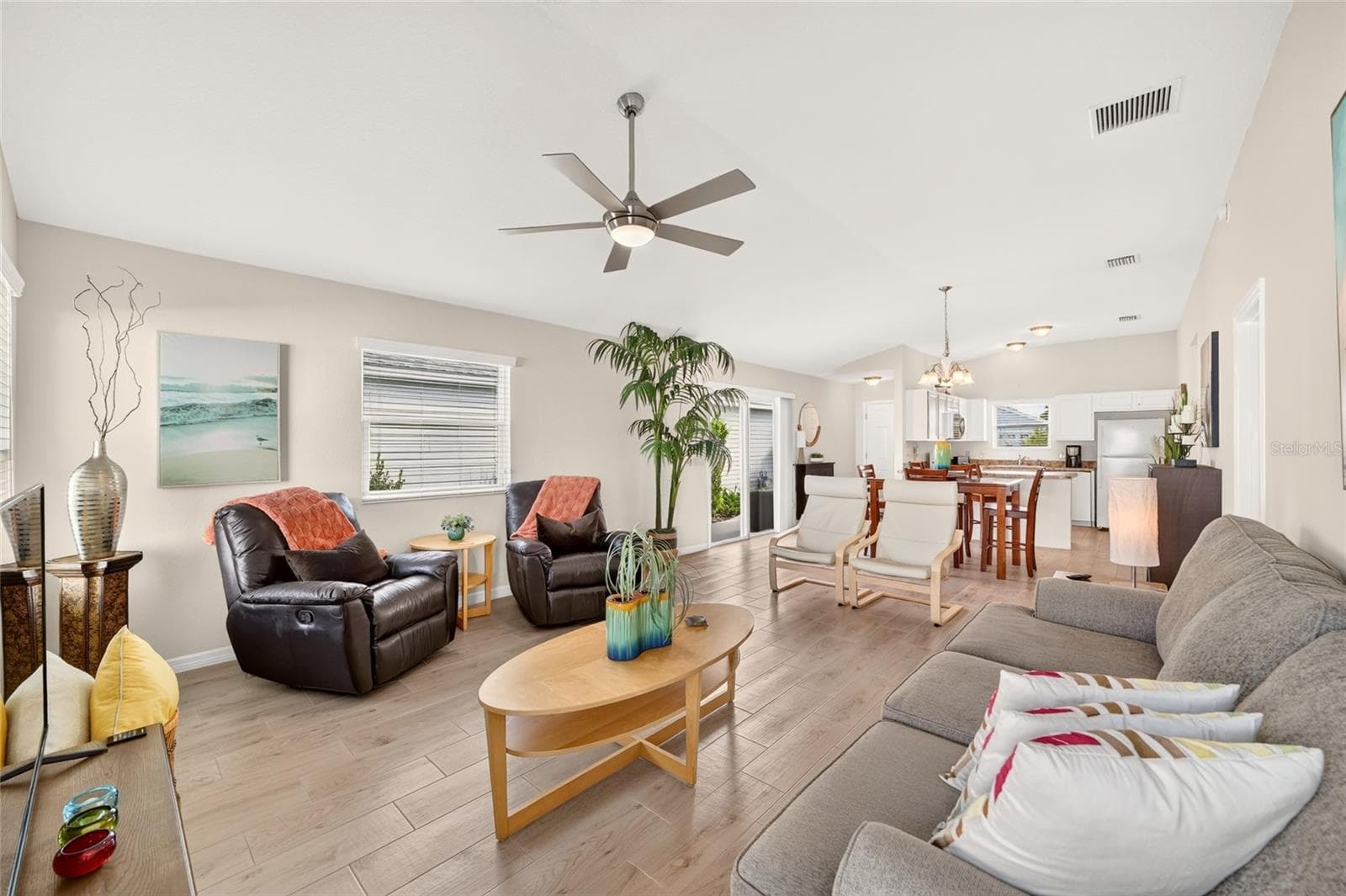 Villa at 5844 MARSH CT, THE VILLAGES, photo 14 of 37