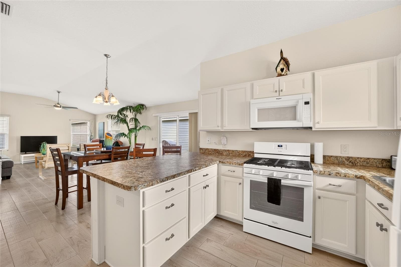 Villa at 5844 MARSH CT, THE VILLAGES, photo 20 of 37