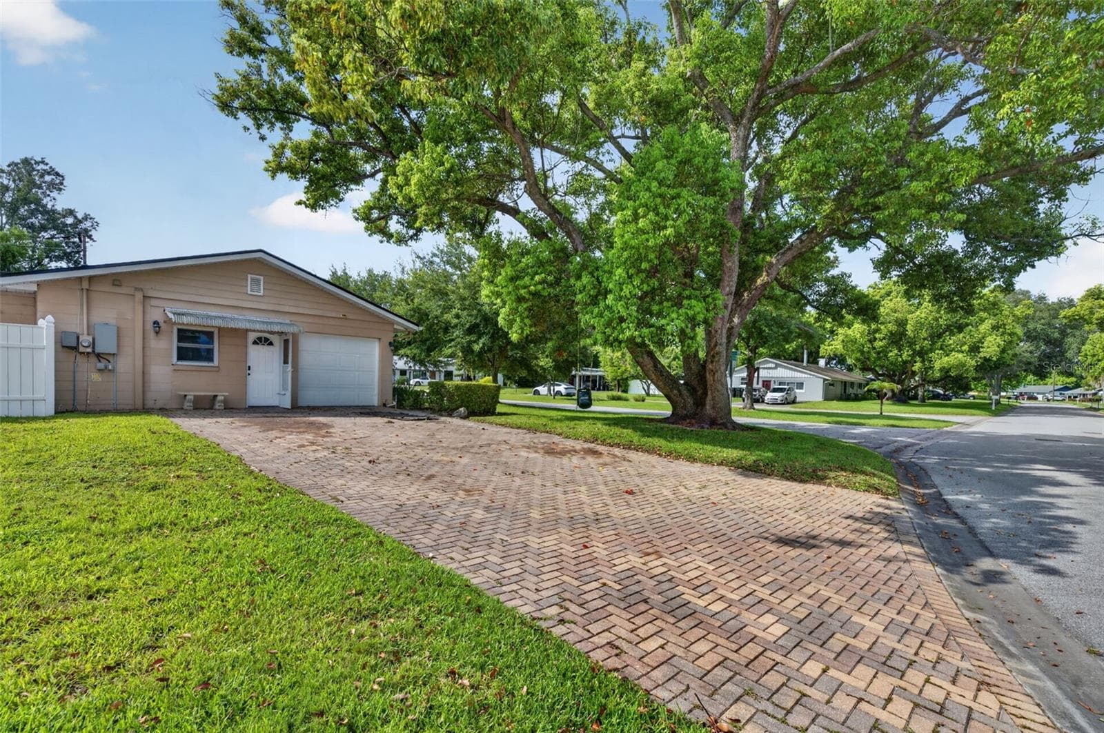Single Family Residence at 2641 CARVELL CT, WINTER PARK, photo 3 of 37