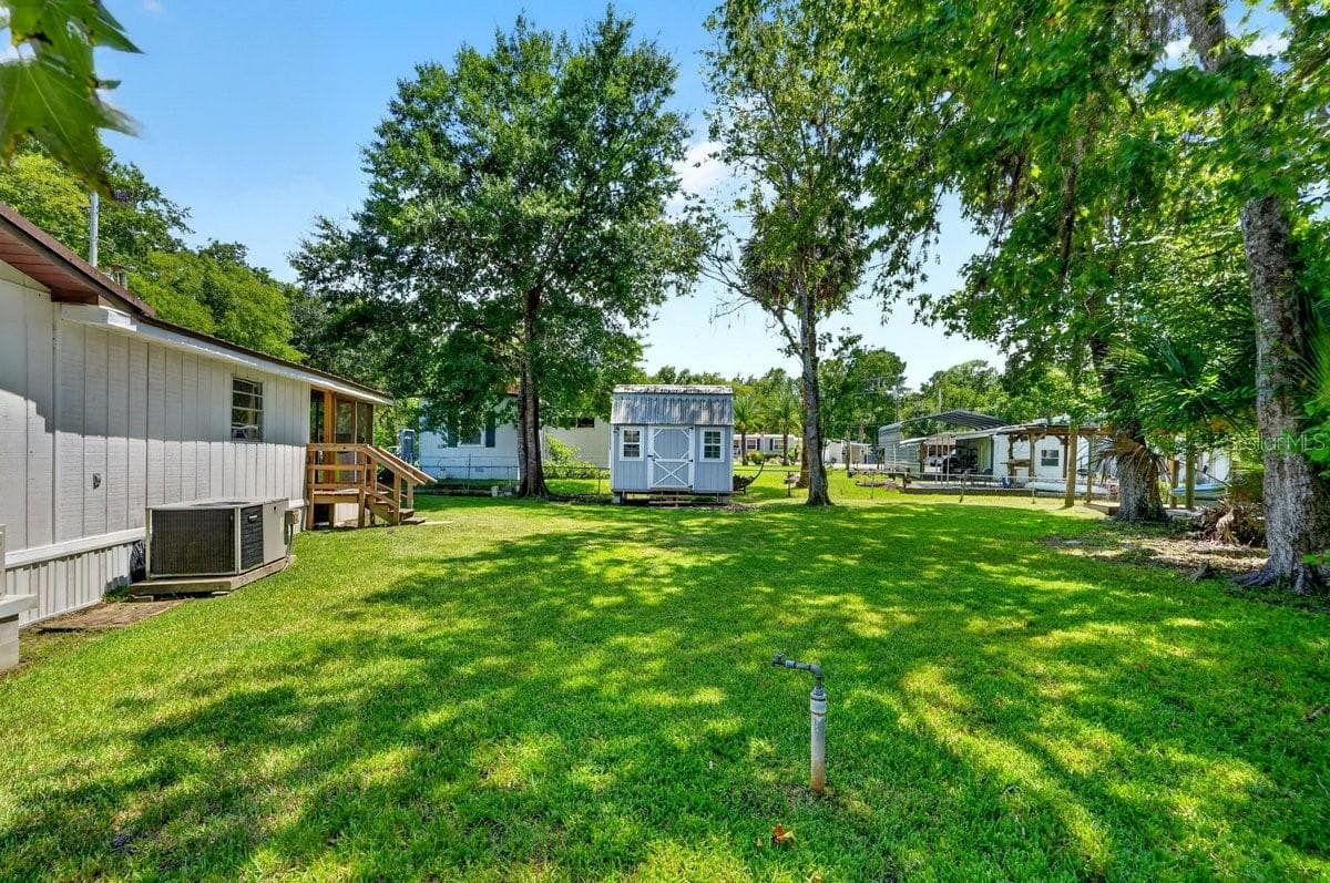 Mobile Home at 55707 JAMIE DR, ASTOR, photo 7 of 47