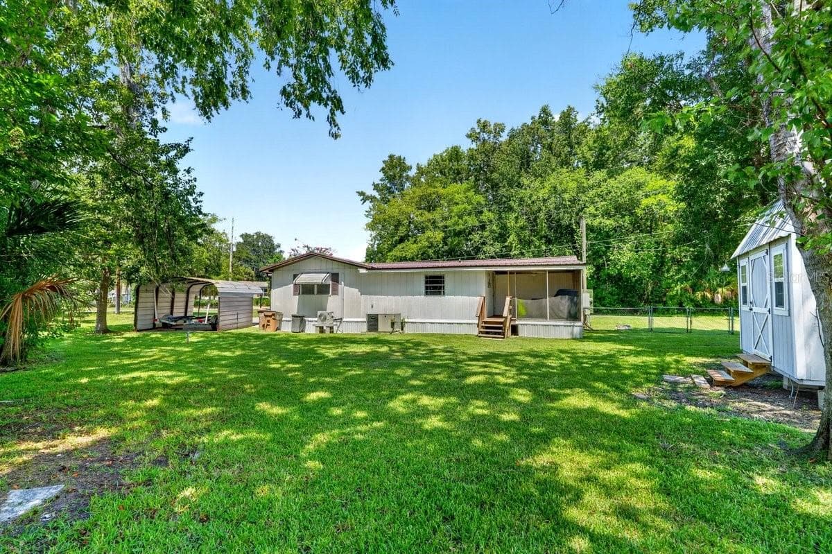 Mobile Home at 55707 JAMIE DR, ASTOR, photo 14 of 47