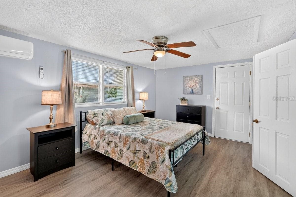 Mobile Home at 55707 JAMIE DR, ASTOR, photo 27 of 47