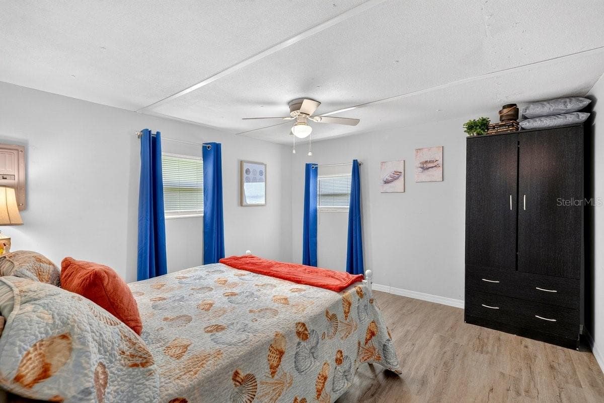 Mobile Home at 55707 JAMIE DR, ASTOR, photo 34 of 47