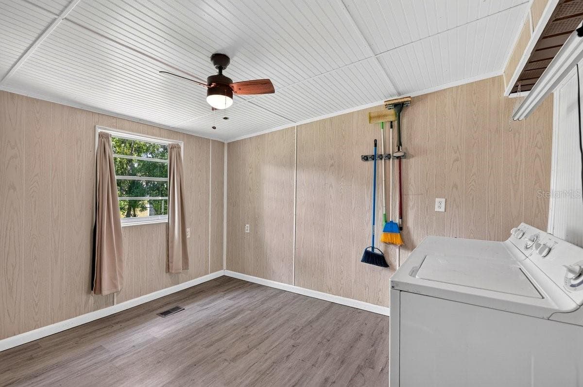 Mobile Home at 55707 JAMIE DR, ASTOR, photo 40 of 47