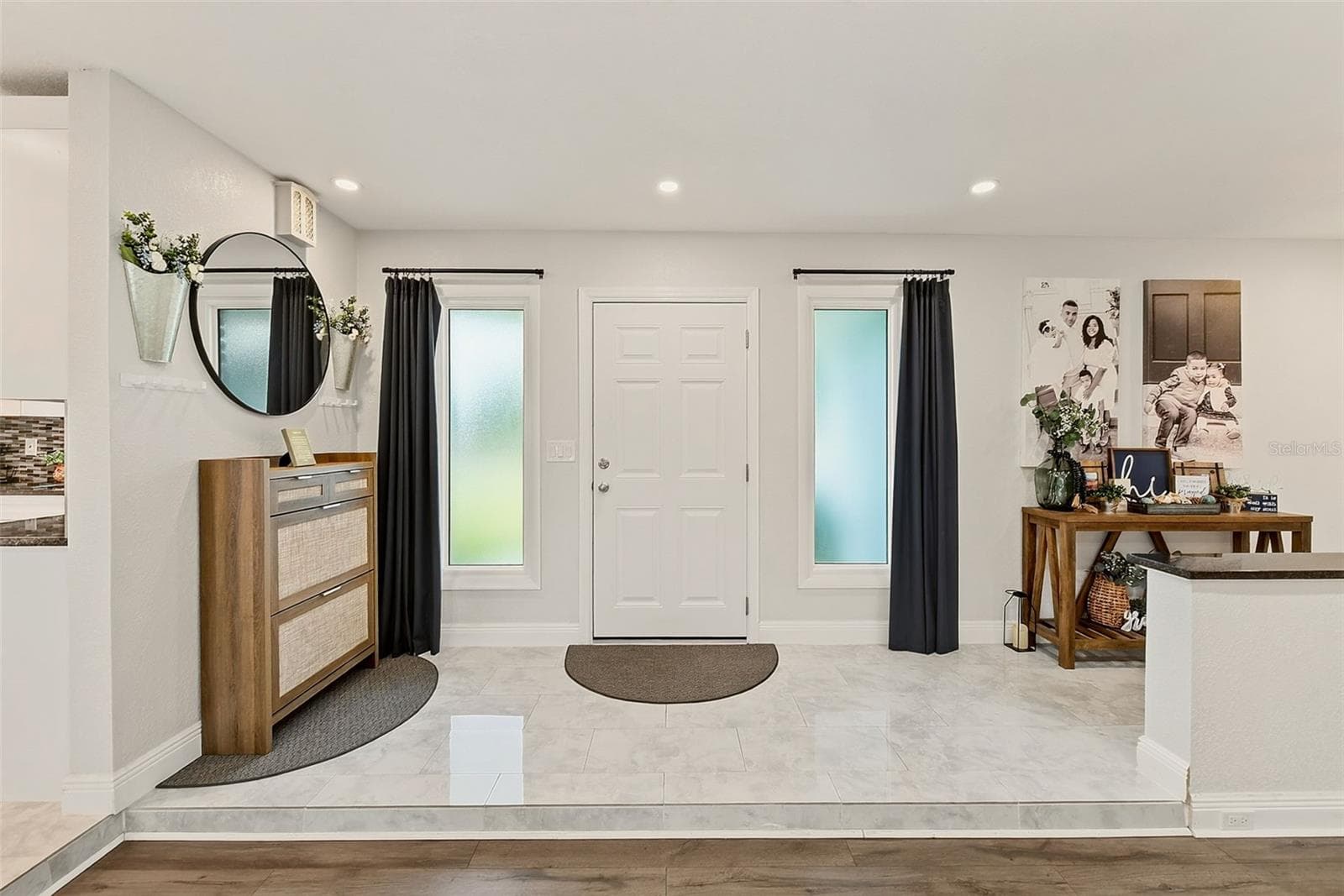 Single Family Residence at 2165 CAMPUS DR, CLEARWATER, photo 2 of 45