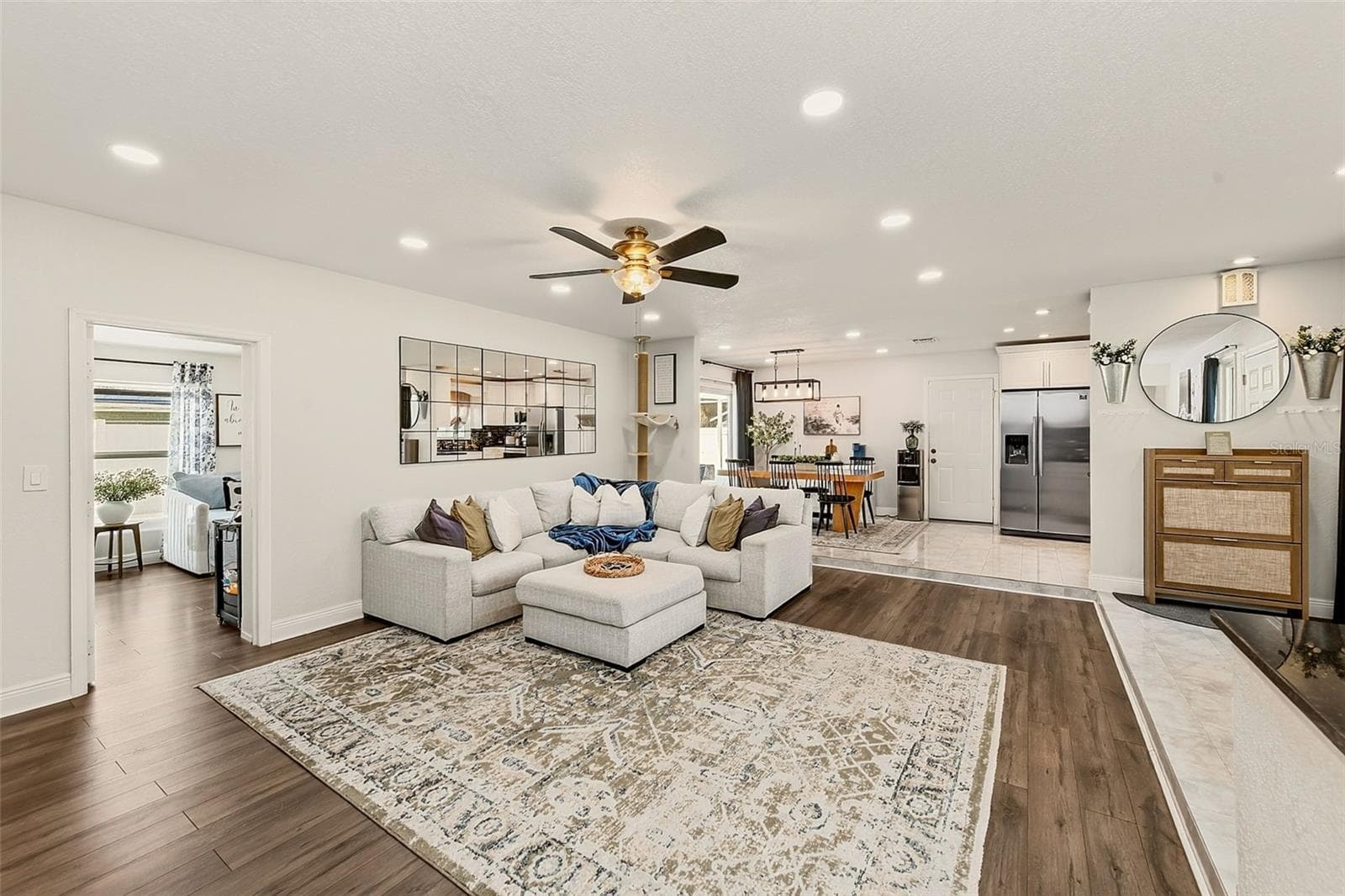 Single Family Residence at 2165 CAMPUS DR, CLEARWATER, photo 4 of 45