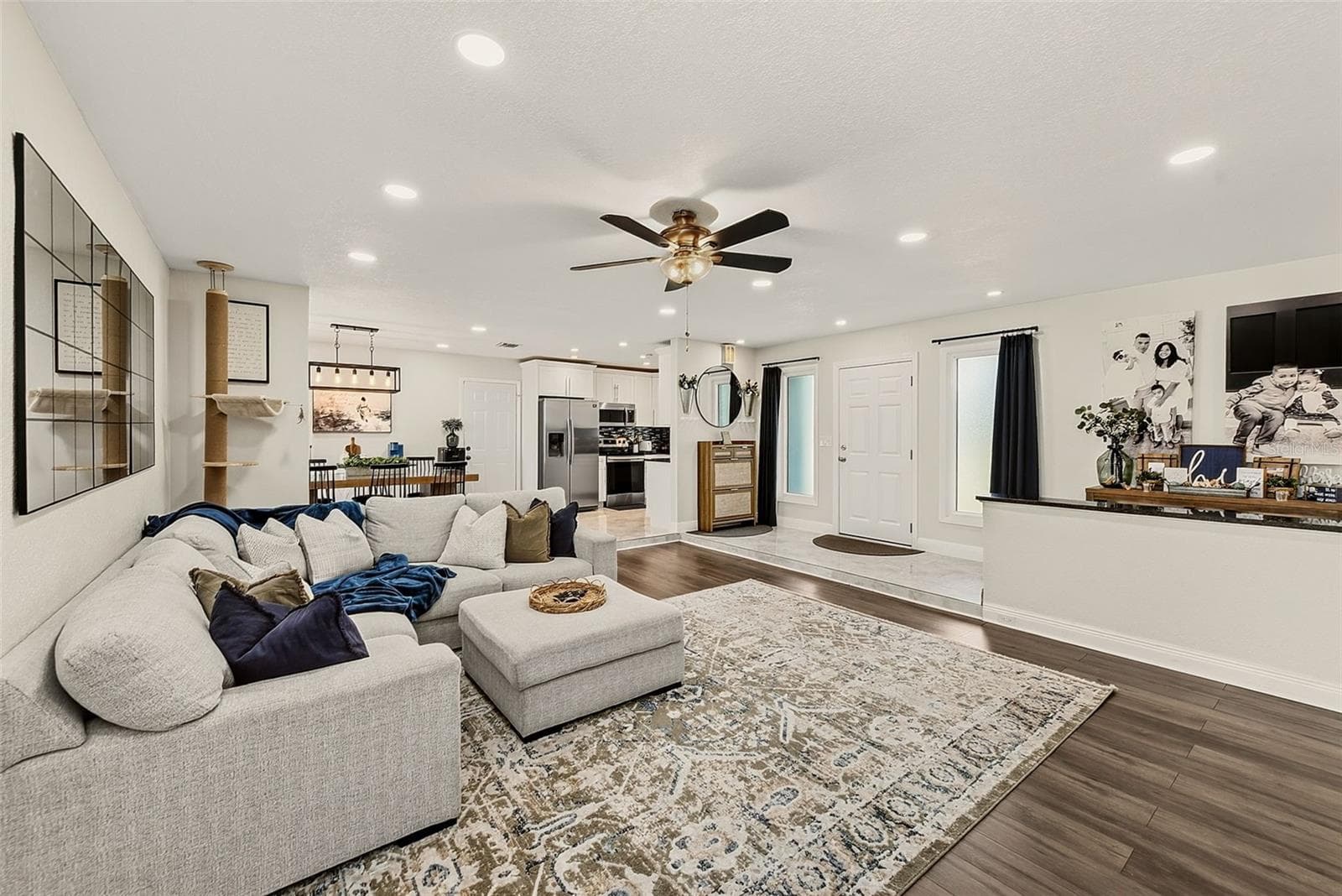 Single Family Residence at 2165 CAMPUS DR, CLEARWATER, photo 5 of 45