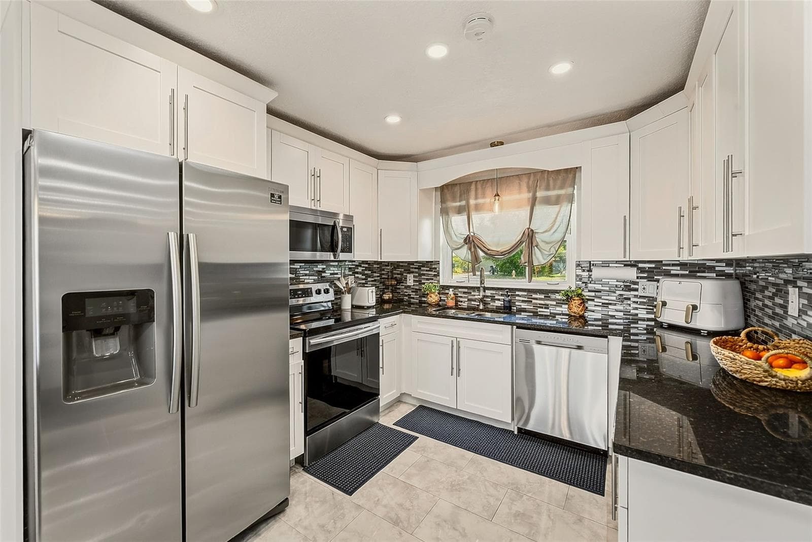 Single Family Residence at 2165 CAMPUS DR, CLEARWATER, photo 11 of 45