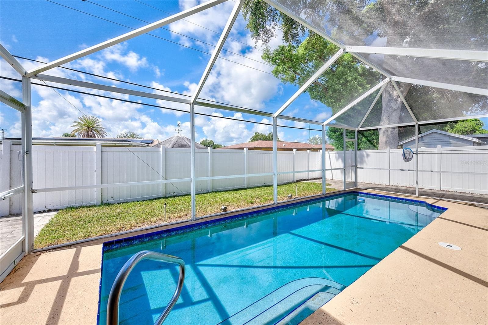 Single Family Residence at 2165 CAMPUS DR, CLEARWATER, photo 34 of 45