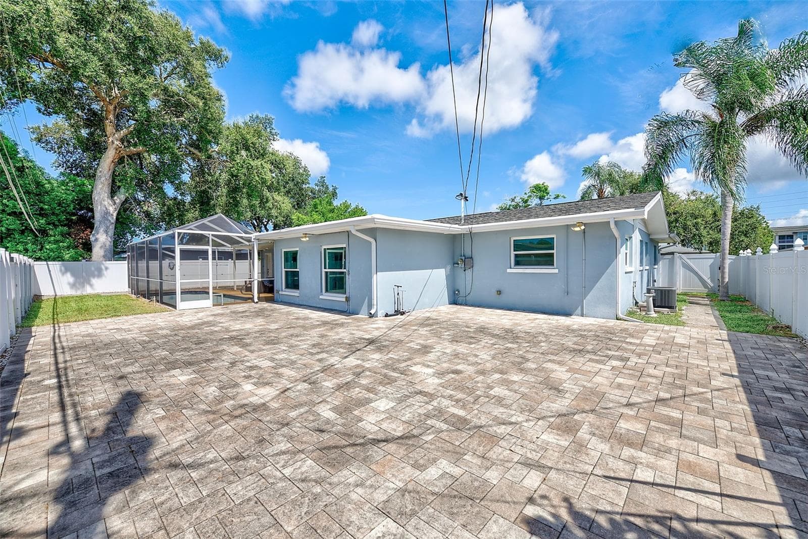 Single Family Residence at 2165 CAMPUS DR, CLEARWATER, photo 36 of 45
