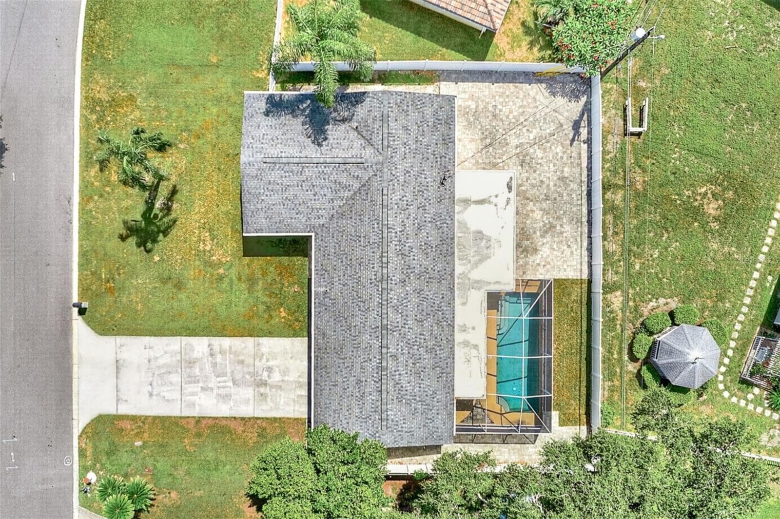 Single Family Residence at 2165 CAMPUS DR, CLEARWATER, photo 42 of 45