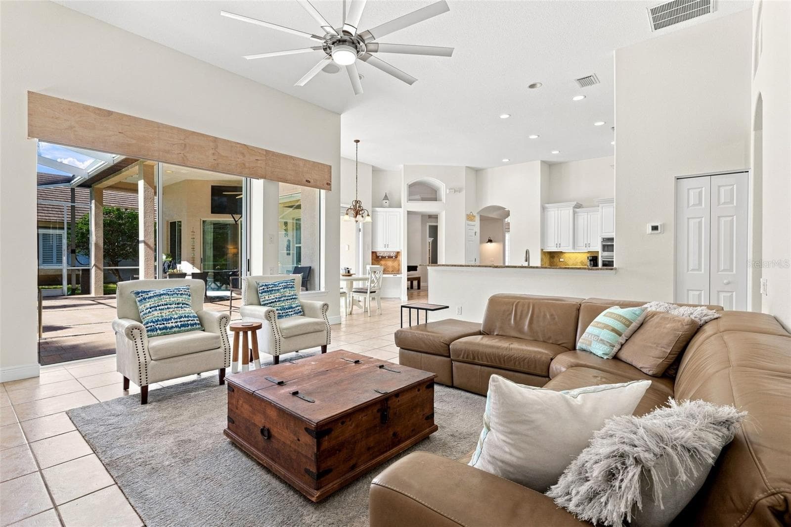 Single Family Residence at 5091 JASMINE WAY, PALM HARBOR, photo 4 of 53