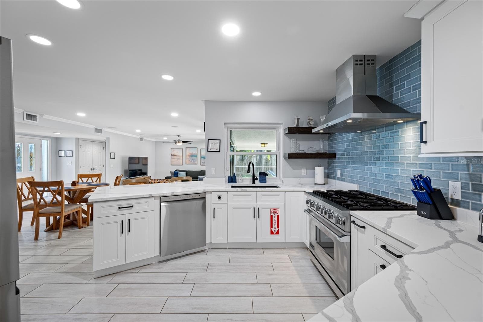 Kitchen Area - 1862 DEL ROBLES DR, CLEARWATER