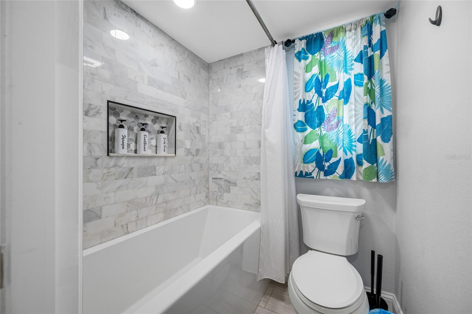 Bathroom 2 - 1862 DEL ROBLES DR, CLEARWATER
