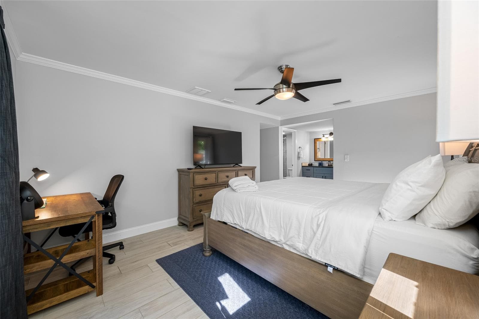 Primary Bedroom - 1862 DEL ROBLES DR, CLEARWATER