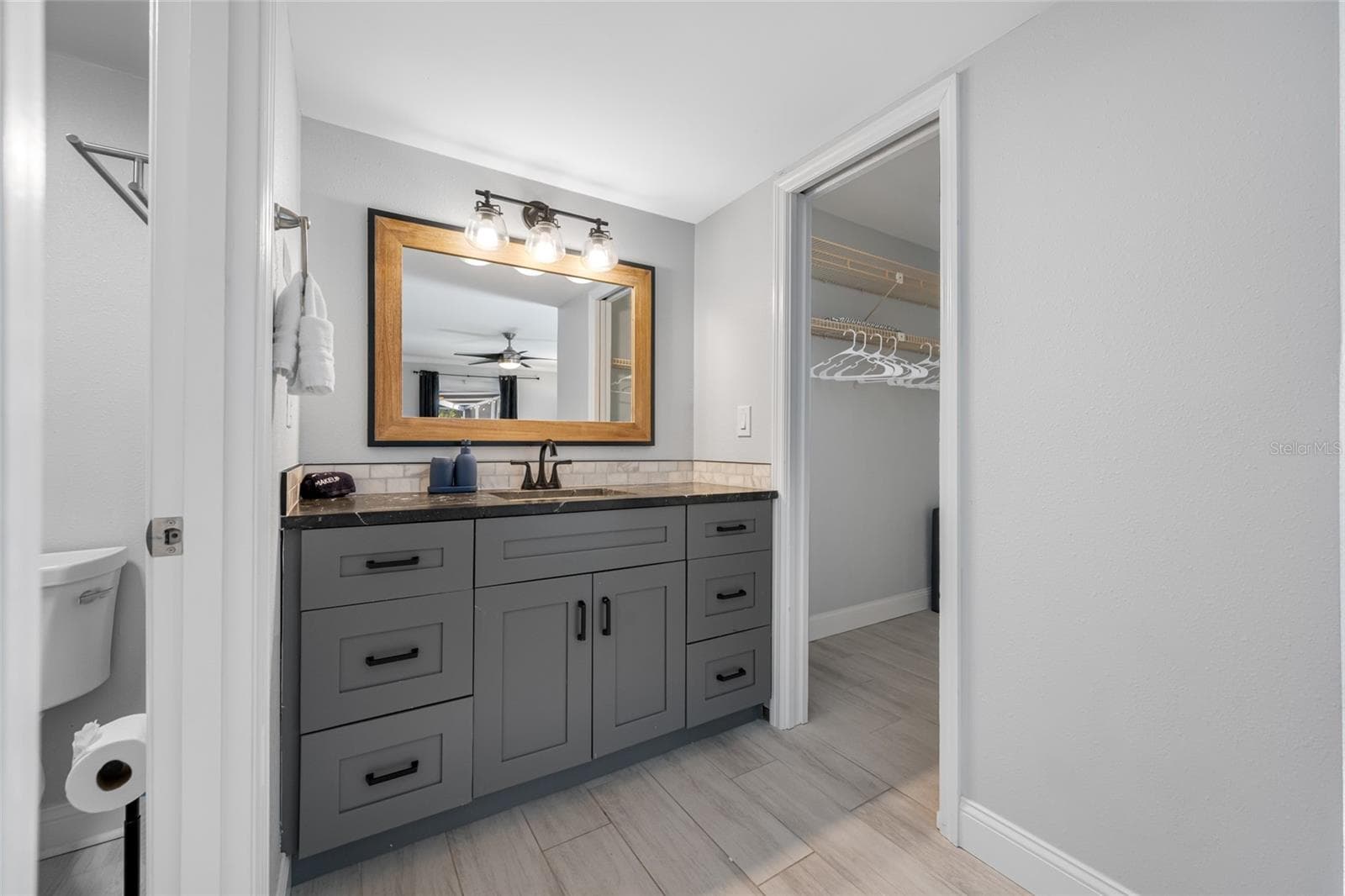 Master Bathroom - 1862 DEL ROBLES DR, CLEARWATER