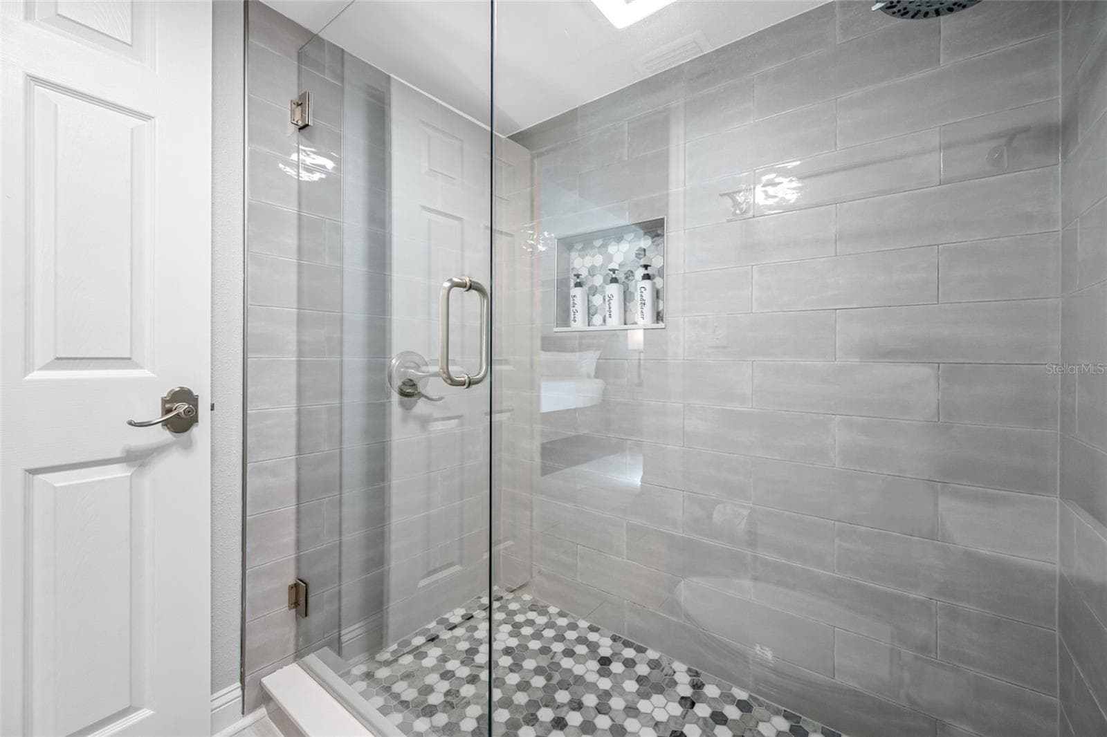 Master Bathroom - 1862 DEL ROBLES DR, CLEARWATER