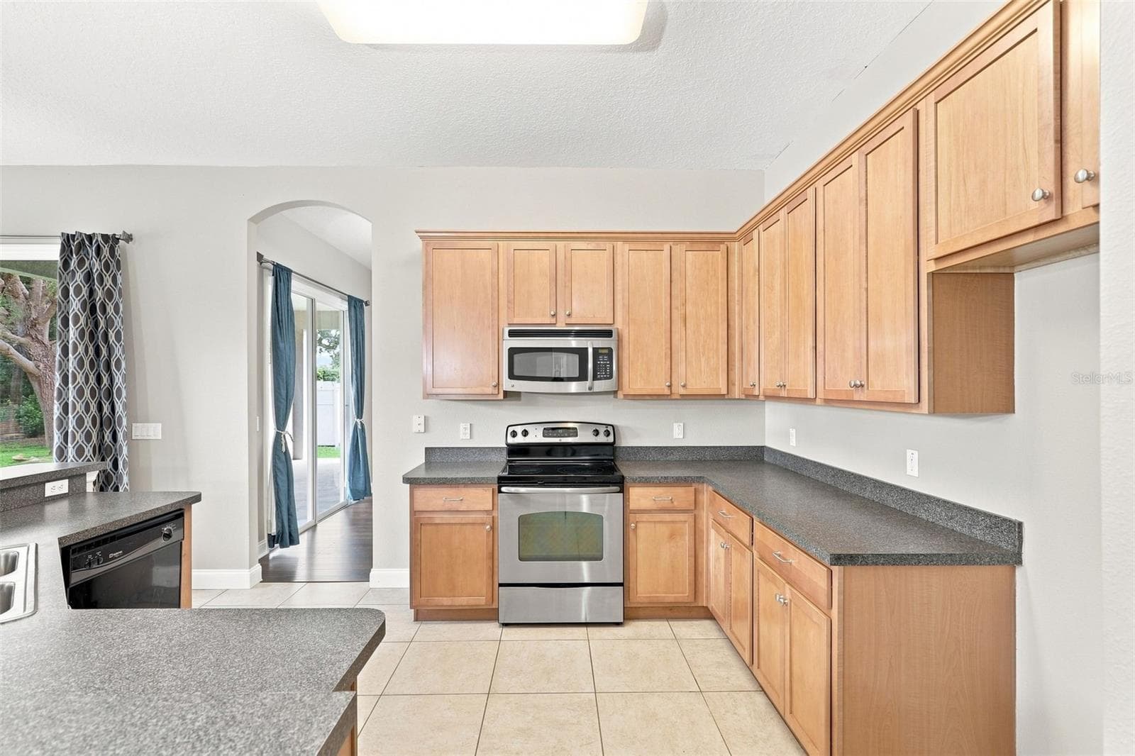 Single Family Residence at 1955 LINDHURST AVE, DELTONA, photo 23 of 41