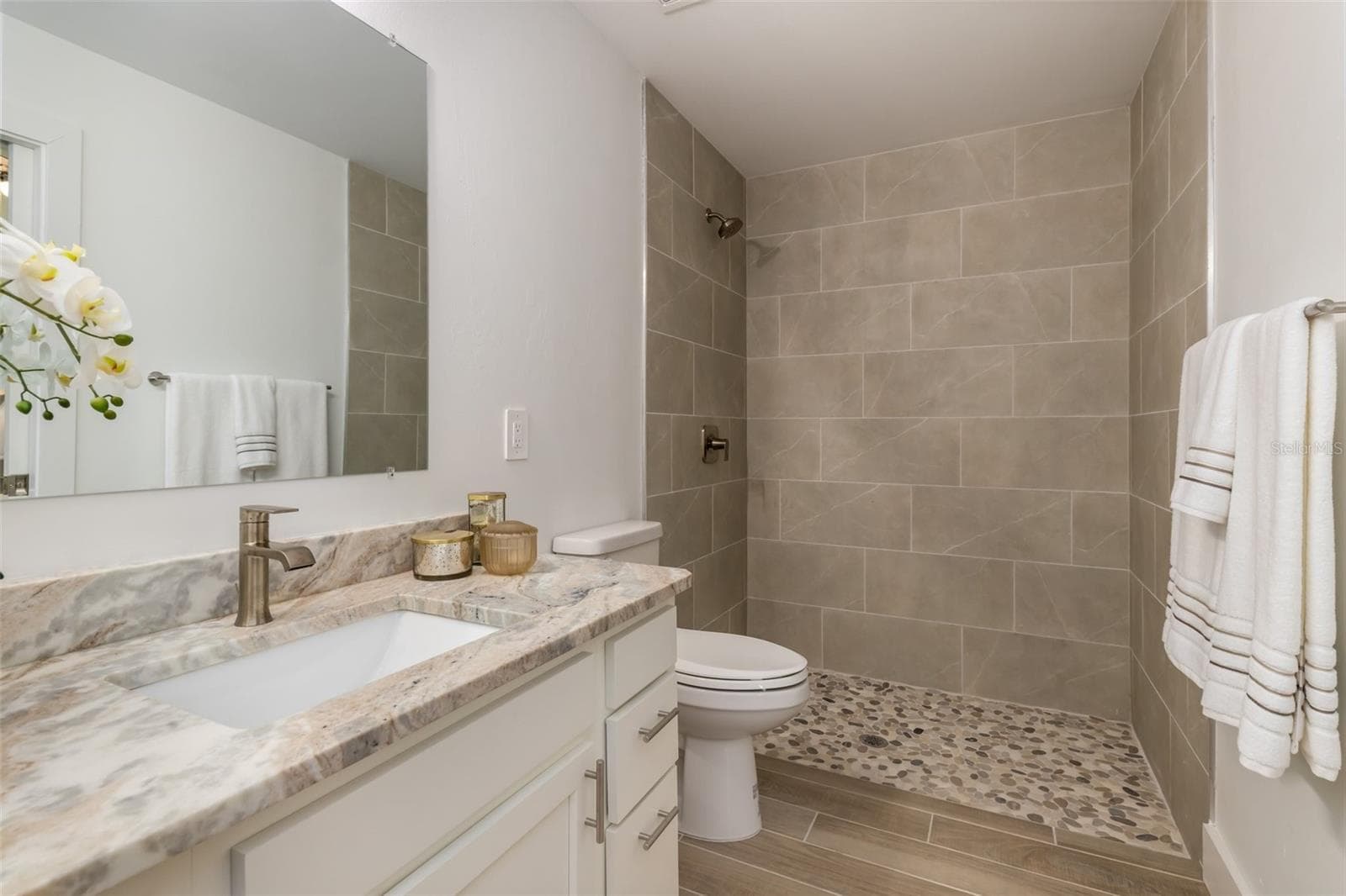 Single Family Residence at 3140 SWEET GUM DR, PUNTA GORDA, photo 25 of 36