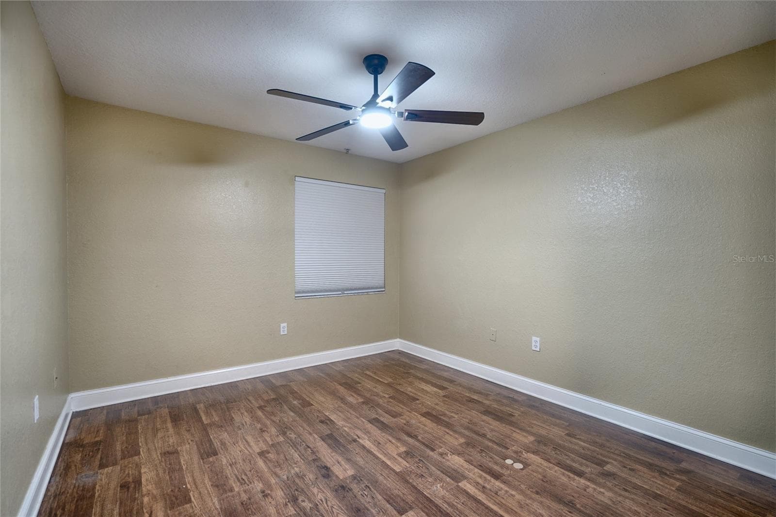 Condominium at 13815 FAIRWAY ISLAND DR #1335, ORLANDO, photo 12 of 28