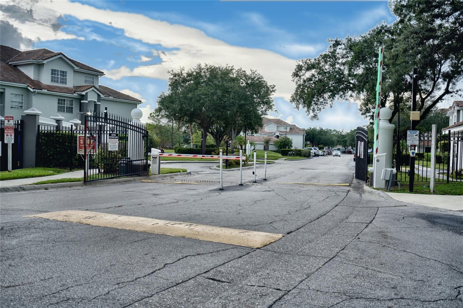 Condominium at 13815 FAIRWAY ISLAND DR #1335, ORLANDO, photo 24 of 28