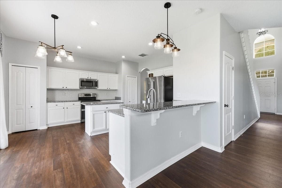 Single Family Residence at 15081 MASTHEAD LANDING CIR, WINTER GARDEN, photo 5 of 44