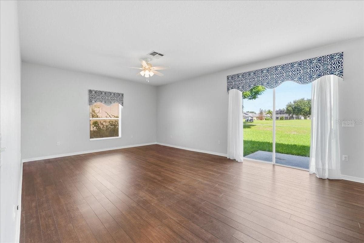 Single Family Residence at 15081 MASTHEAD LANDING CIR, WINTER GARDEN, photo 8 of 44
