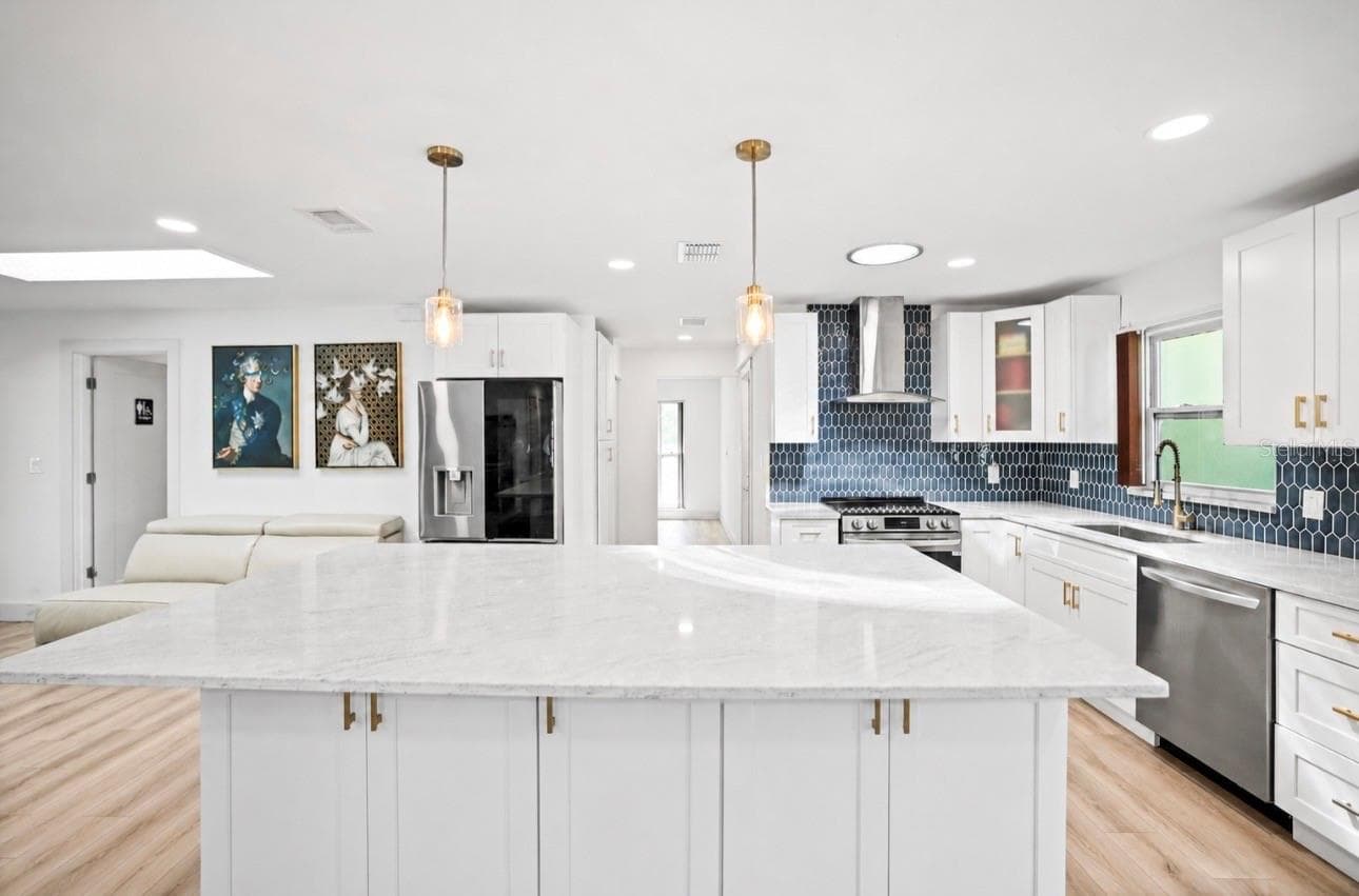 Single Family Residence at 1981 CASTILLE DR, DUNEDIN, photo 11 of 51