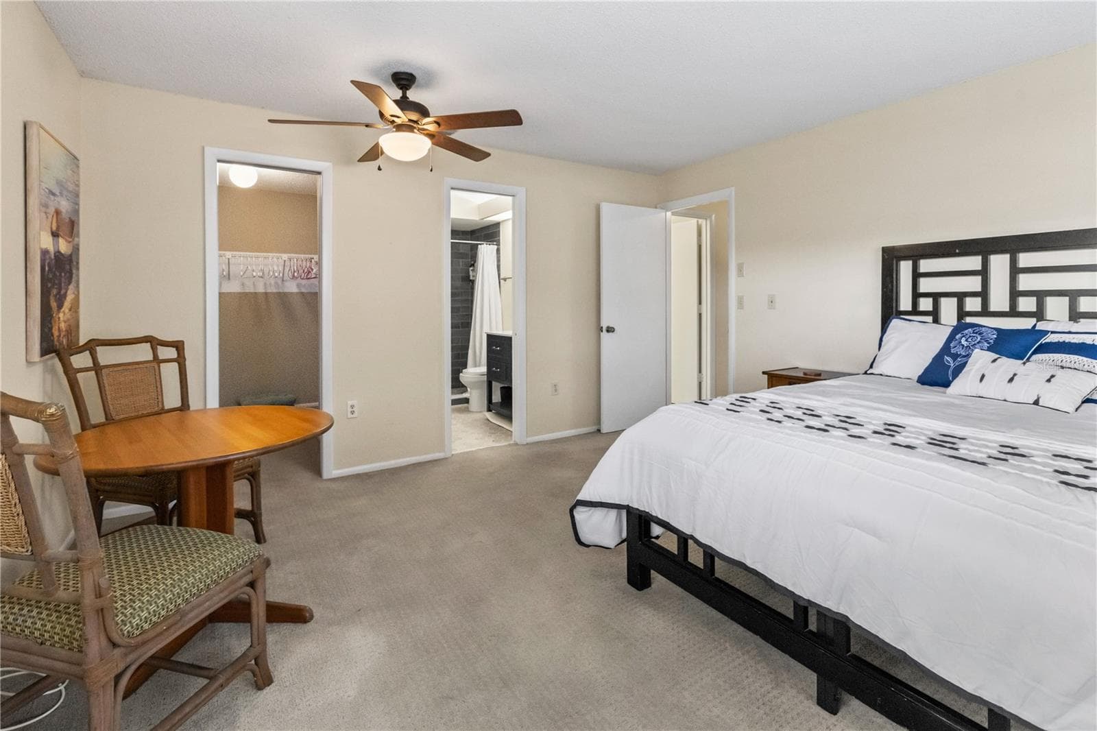 Primary Bedroom with ensuite - 4096 CENTER POINTE PL #20B, SARASOTA