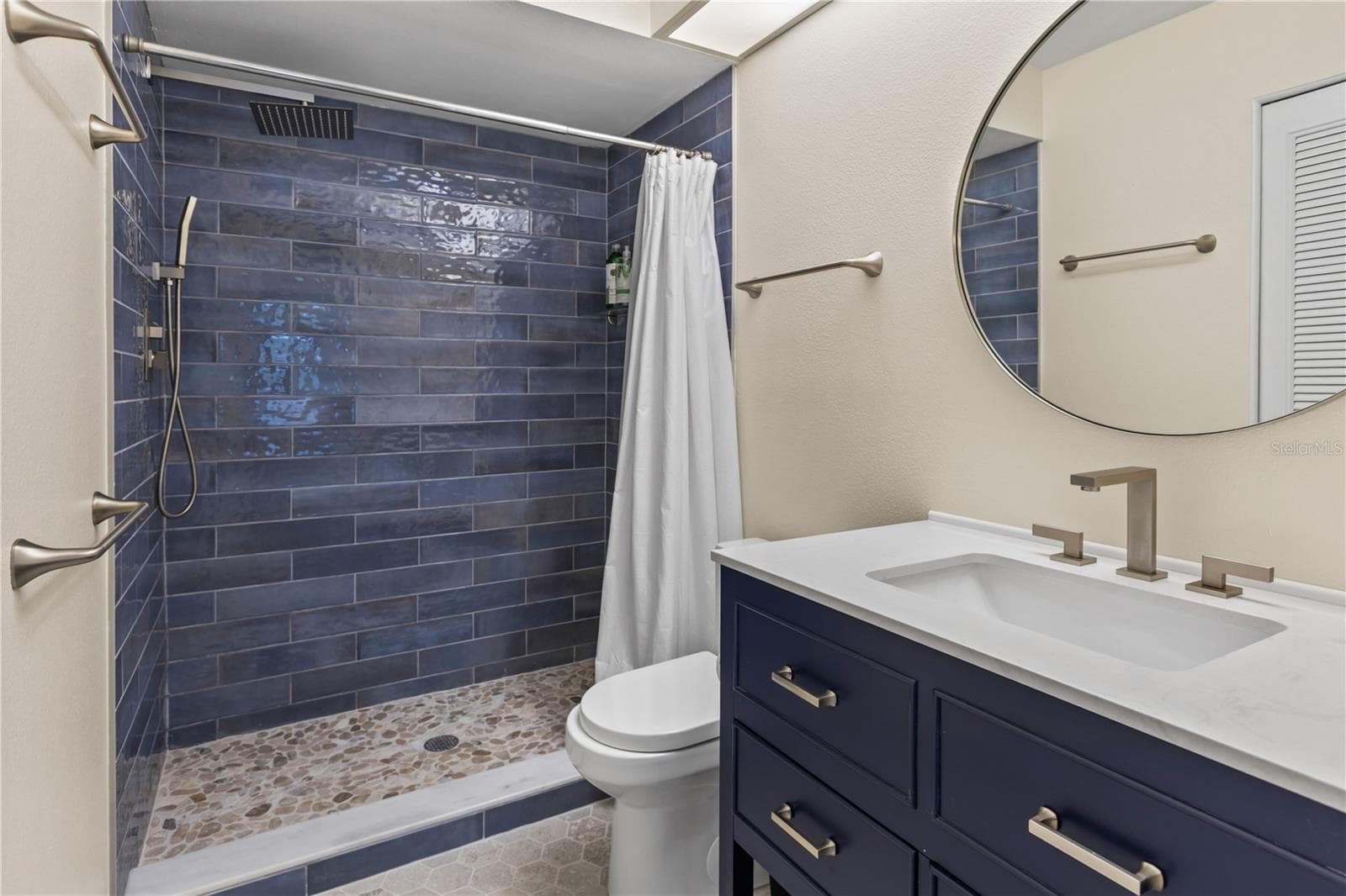 Updated bathroom in primary bedroom - 4096 CENTER POINTE PL #20B, SARASOTA