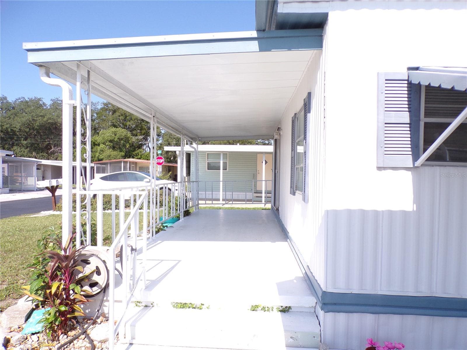 Mobile Home at 37021 SANDRA AVE, ZEPHYRHILLS, photo 4 of 34