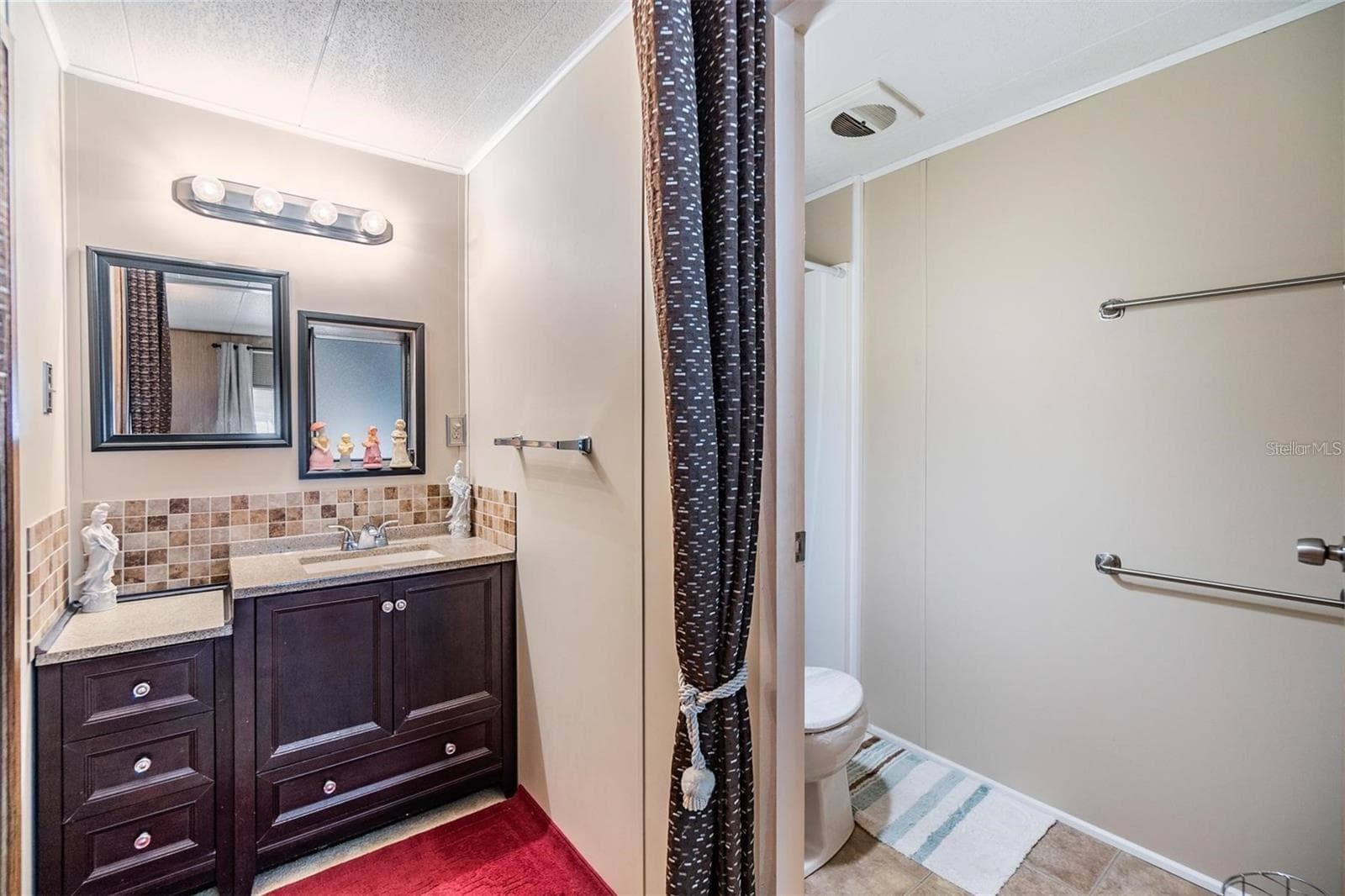 Mobile Home at 37021 SANDRA AVE, ZEPHYRHILLS, photo 20 of 34