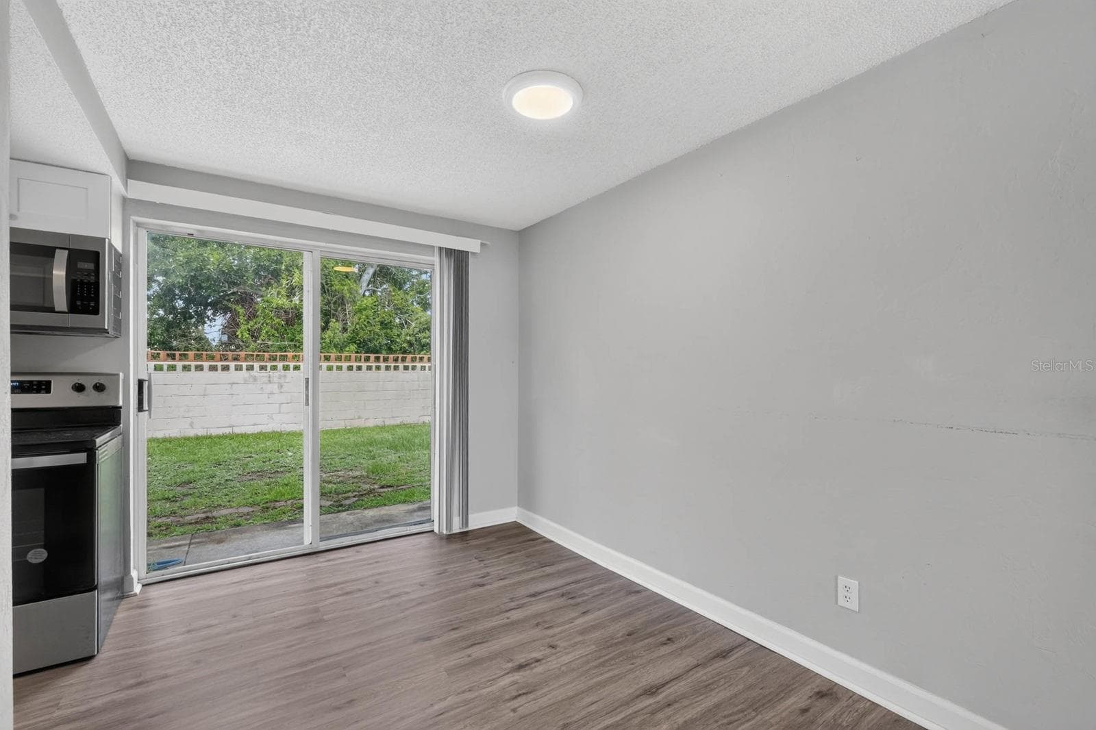 Townhouse at 1600 S PALMETTO AVE #114, SOUTH DAYTONA, photo 11 of 35