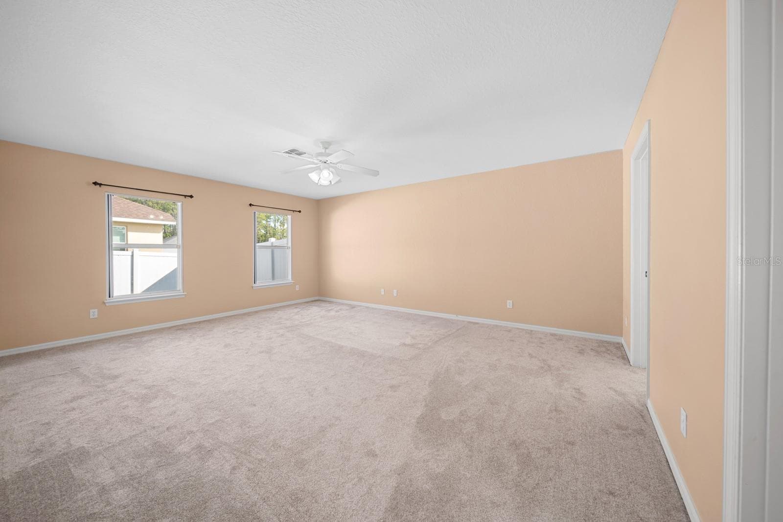 Single Family Residence at 611 W WALKERTOWN DR, CITRUS SPRINGS, photo 20 of 43