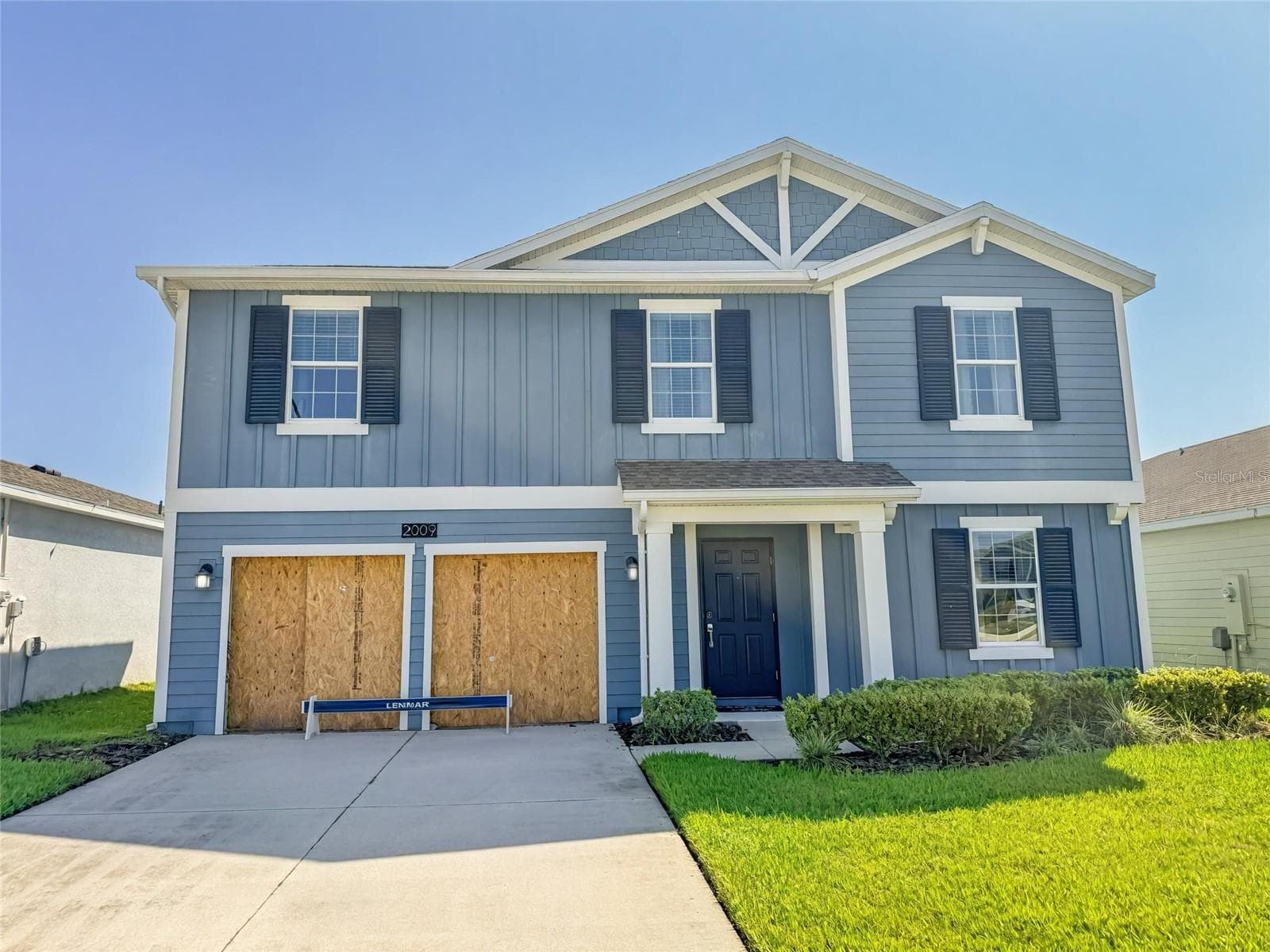2009 MYRTLE PINE ST
