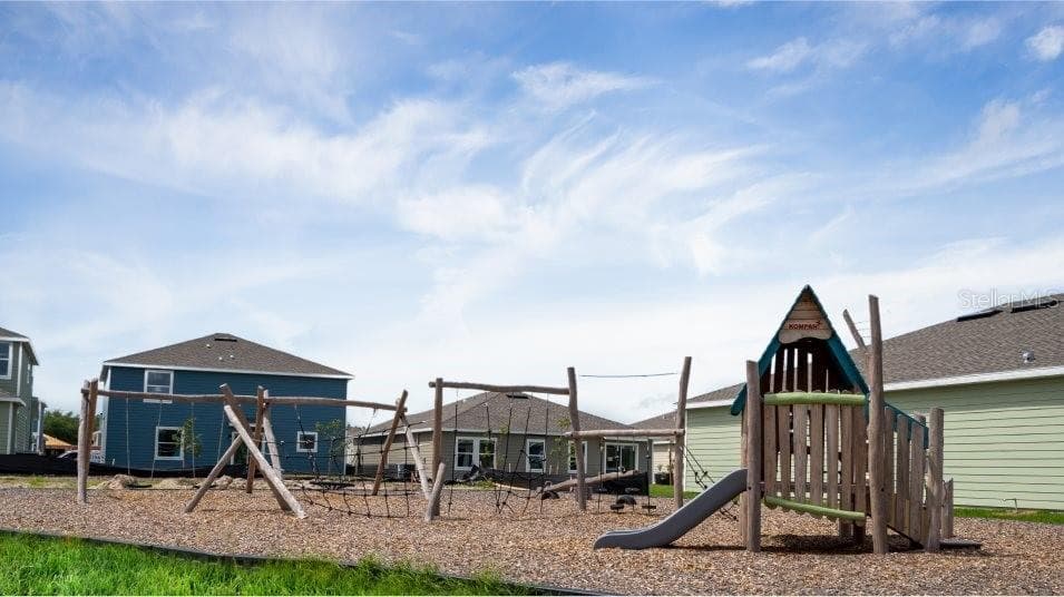 Tot Lot - 2009 MYRTLE PINE ST, KISSIMMEE