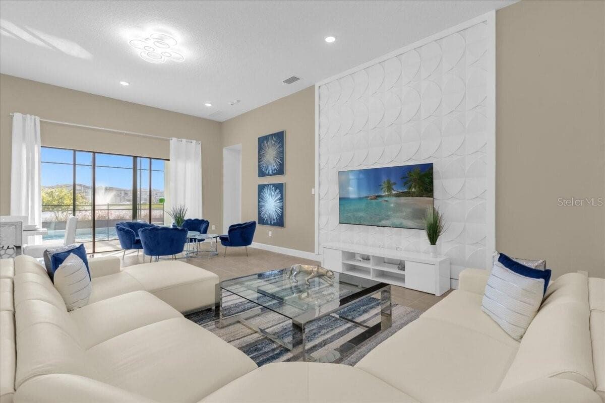 Living Room - 5830 HIGH SEAS DR, ORLANDO
