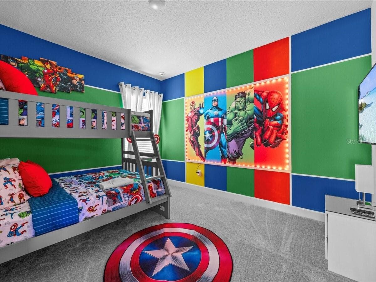 Themed bedroom - Avengers - 5830 HIGH SEAS DR, ORLANDO