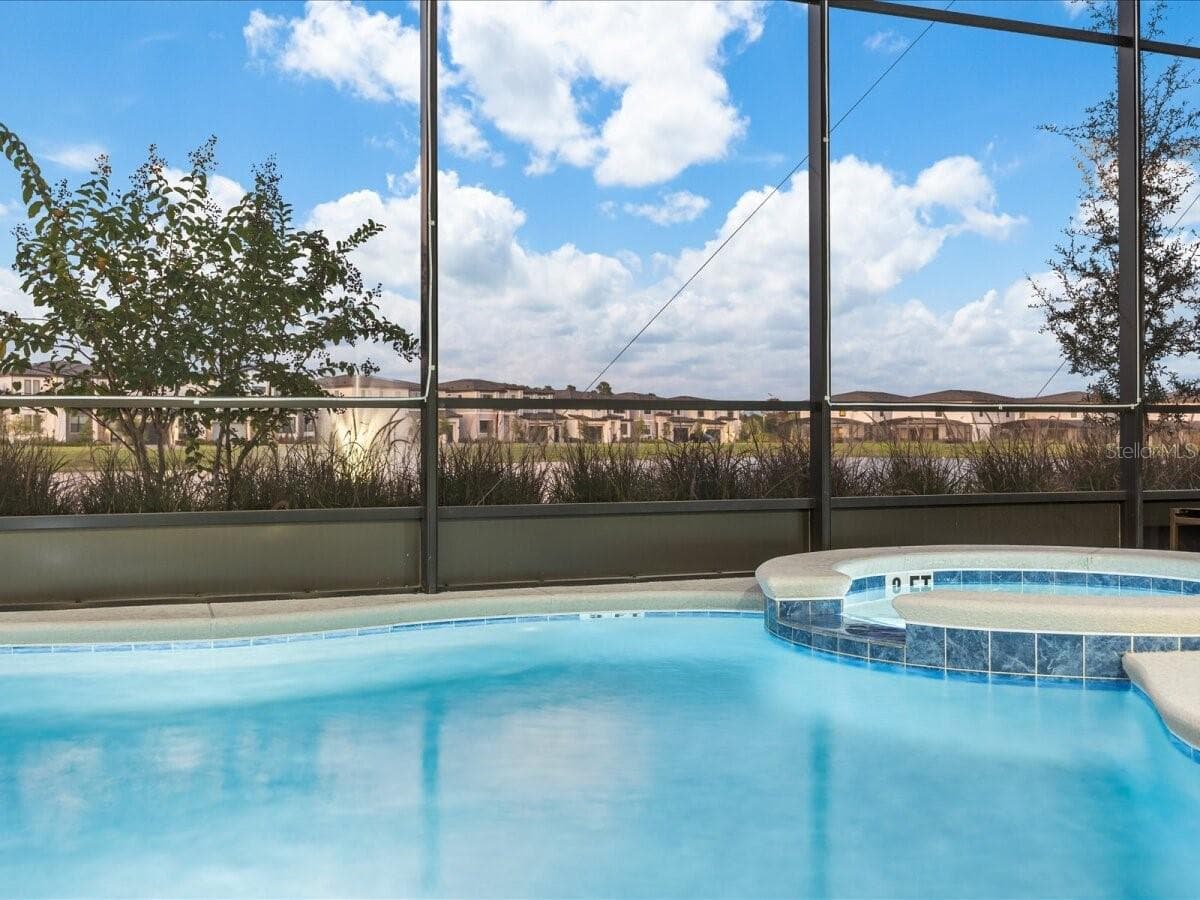 Pool + SPA with LED lights - 5830 HIGH SEAS DR, ORLANDO