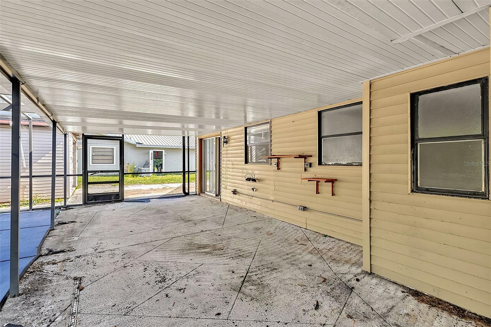 Single Family Residence at 327 HARBOR BLVD, PORT CHARLOTTE, photo 33 of 34