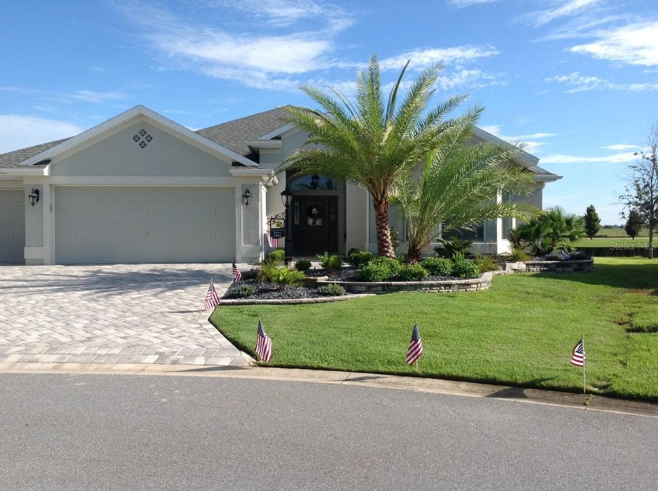 2841 APACHE CT