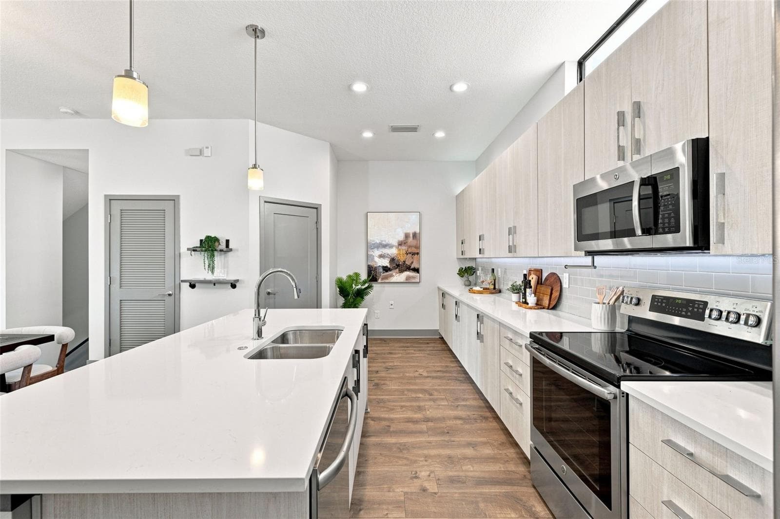 Townhouse at 4810 W MCELROY AVE #3, TAMPA, photo 19 of 42