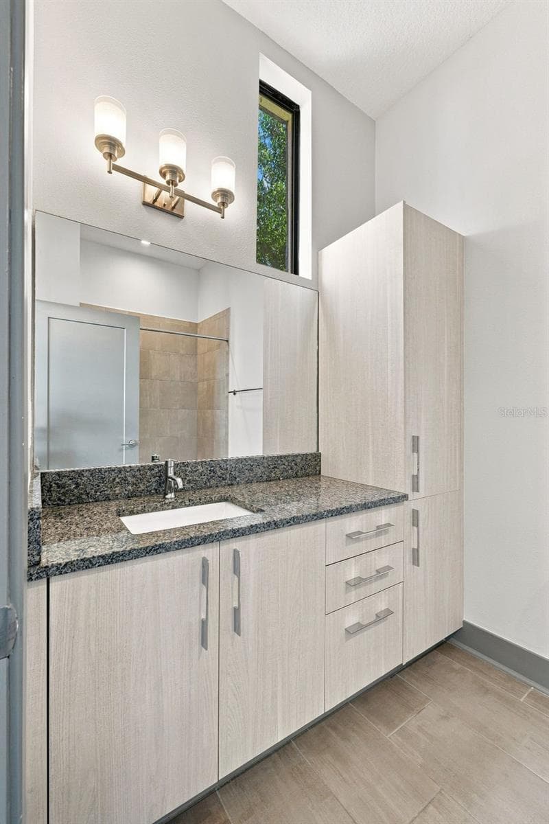 Townhouse at 4810 W MCELROY AVE #3, TAMPA, photo 34 of 42