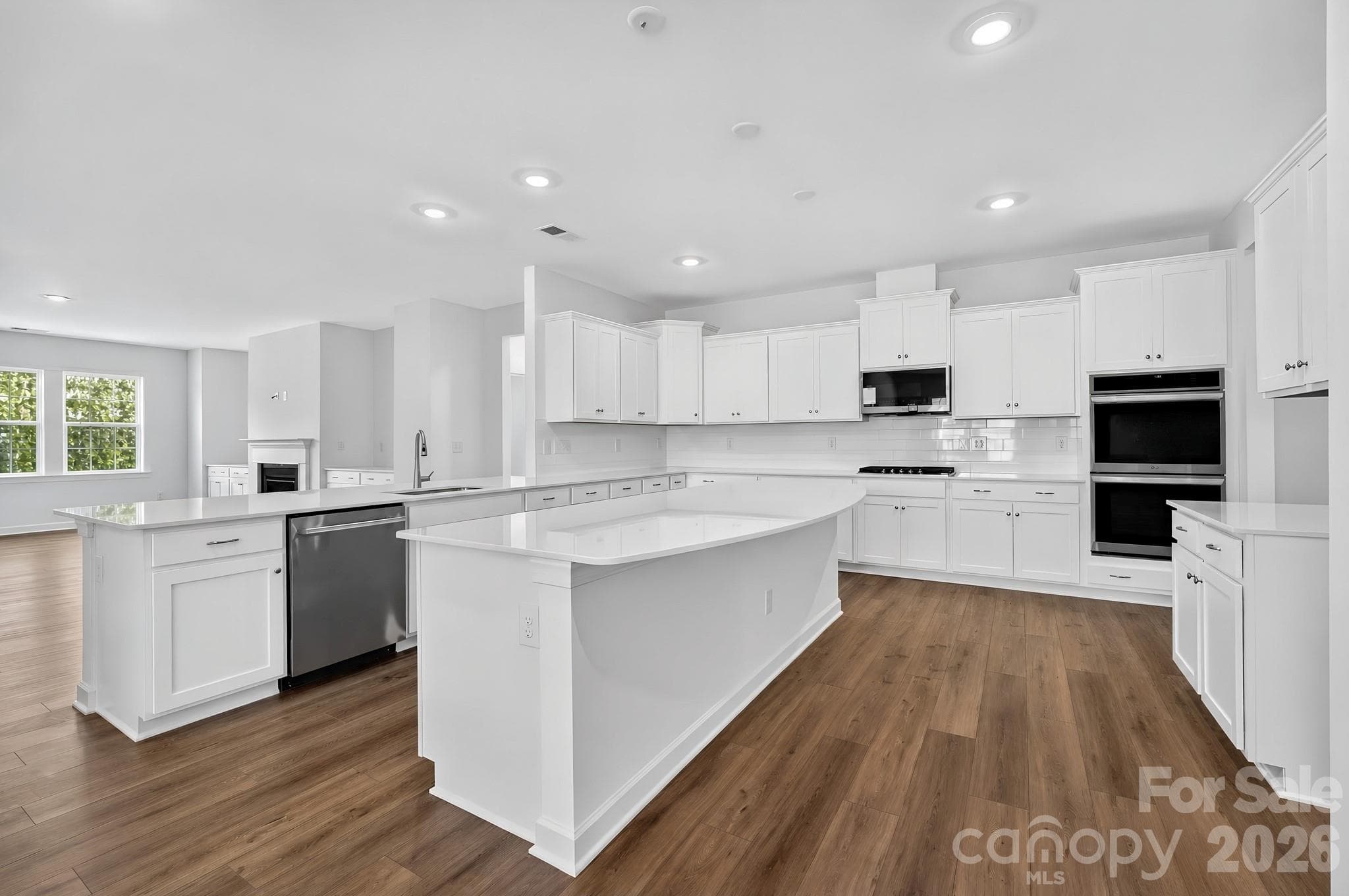Single Family Residence at Lancaster, photo 40 of 48