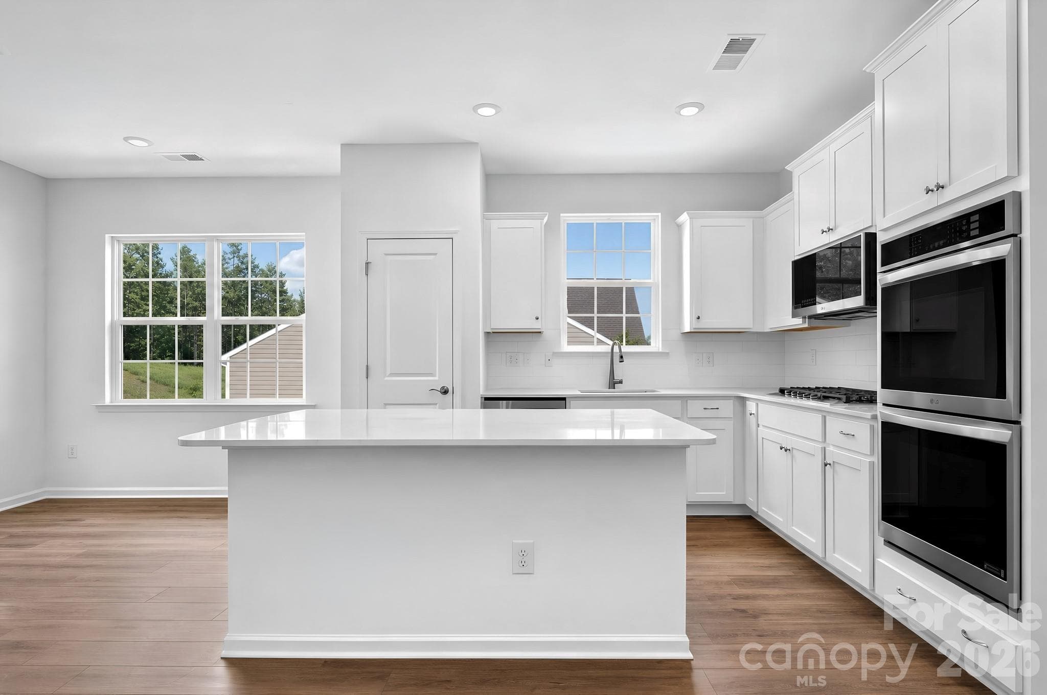 Single Family Residence at 374 waxhaw village Road, Lancaster, photo 11 of 31