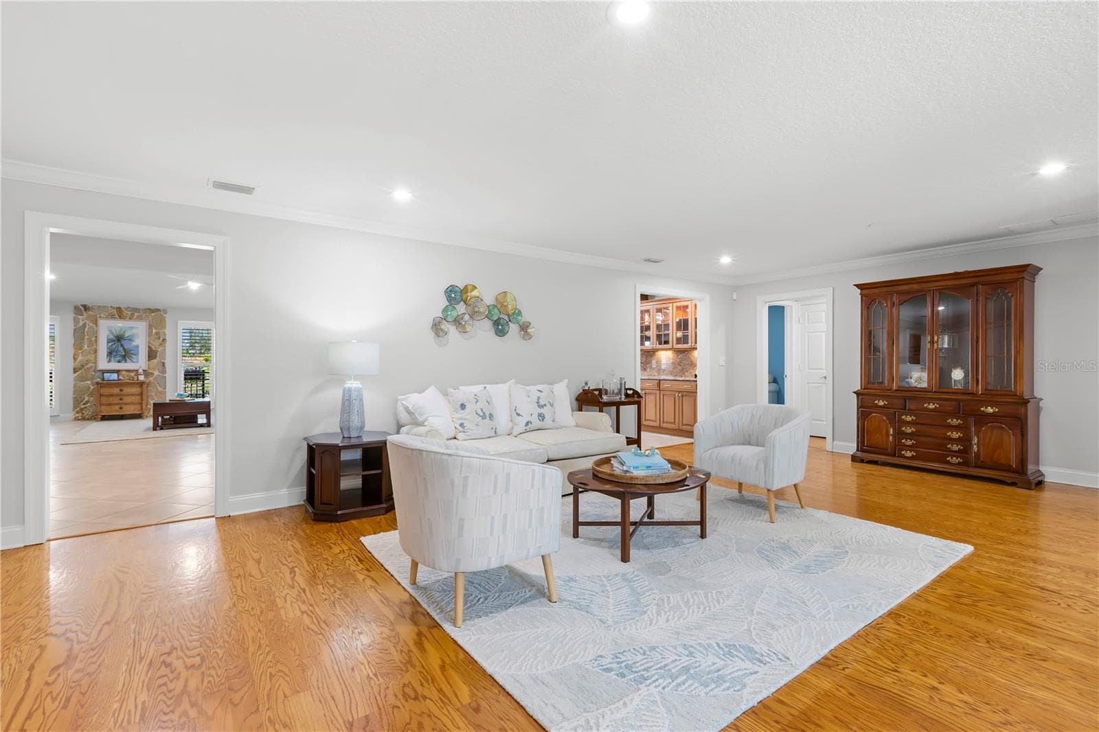 Single Family Residence at 2001 ILLINOIS AVE NE, ST PETERSBURG, photo 11 of 66