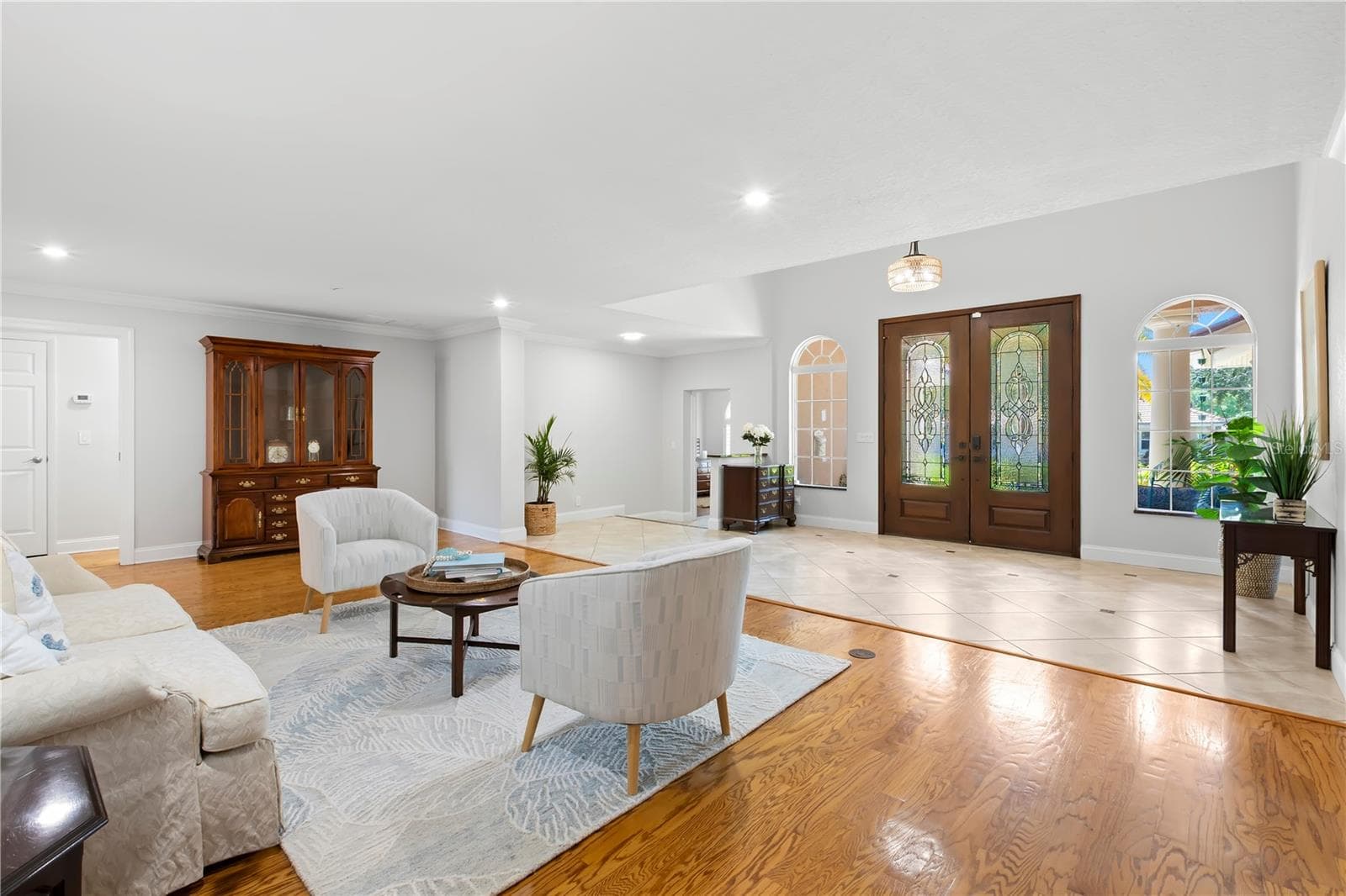 Single Family Residence at 2001 ILLINOIS AVE NE, ST PETERSBURG, photo 13 of 66