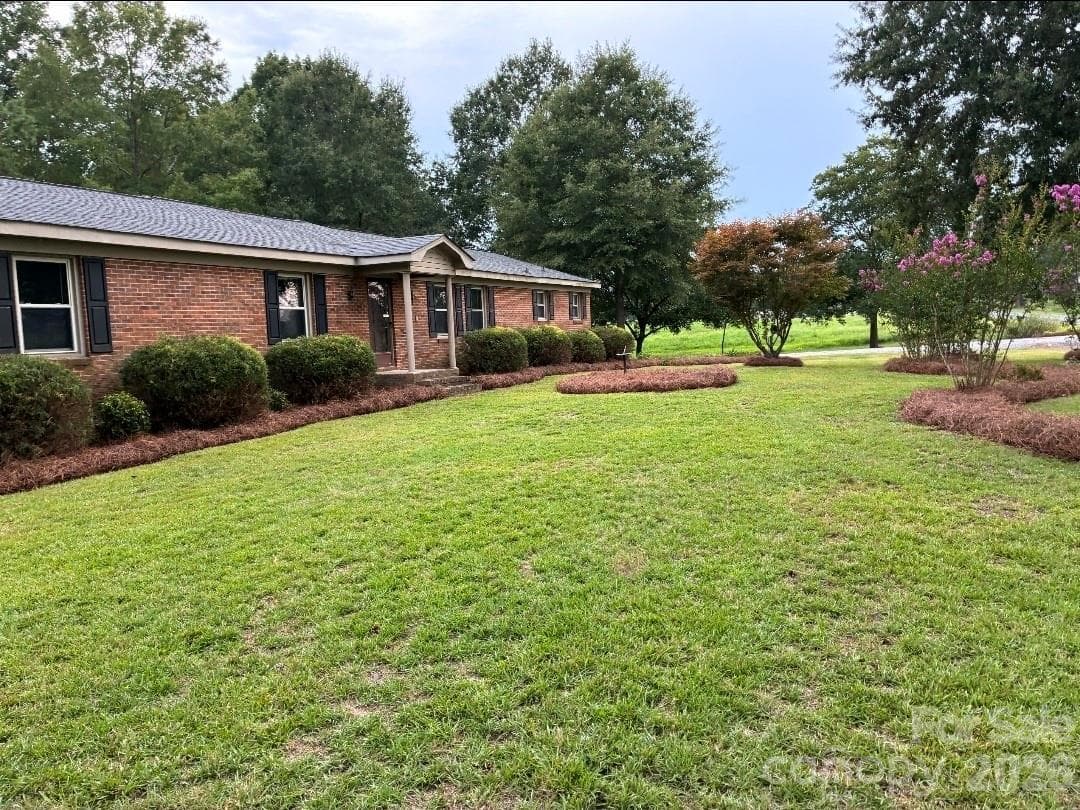 Single Family Residence at 6426 Deep Springs Road, Marshville